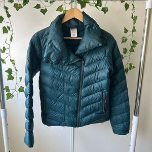 Patagonia green down puffer jacket size small